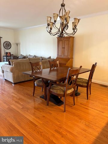 183 CHRISTINA LANDING DR, Wilmington, DE 19801