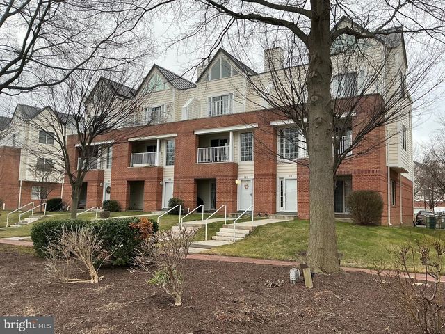 183 CHRISTINA LANDING DR, Wilmington, DE 19801