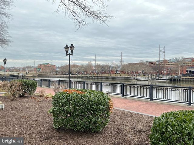 183 CHRISTINA LANDING DR, Wilmington, DE 19801