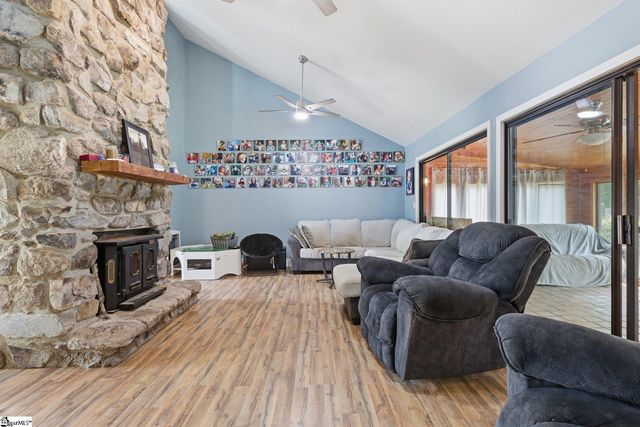 144 Spring Road, Laurens, SC 29360
