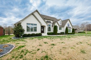 836 Savannah West Ct, Springfield, TN 37172