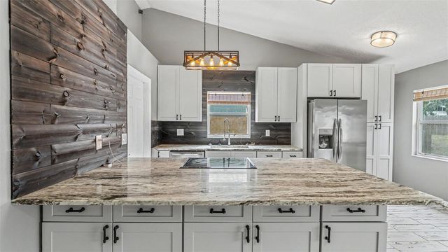 3312 QUEENS COVE LOOP, Winter Haven, FL 33880