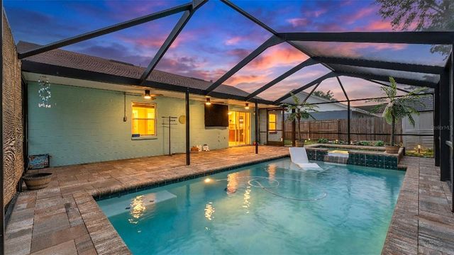 3312 QUEENS COVE LOOP, Winter Haven, FL 33880
