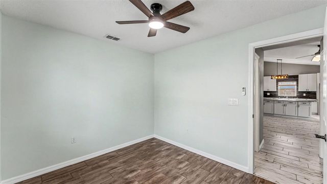 3312 QUEENS COVE LOOP, Winter Haven, FL 33880