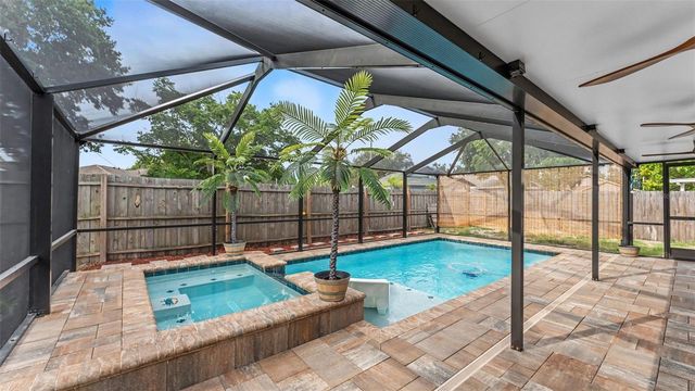 3312 QUEENS COVE LOOP, Winter Haven, FL 33880