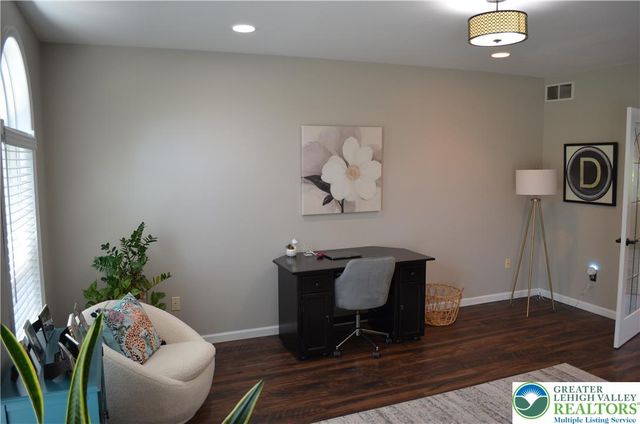 860 Newlins Road, Easton, PA 18040