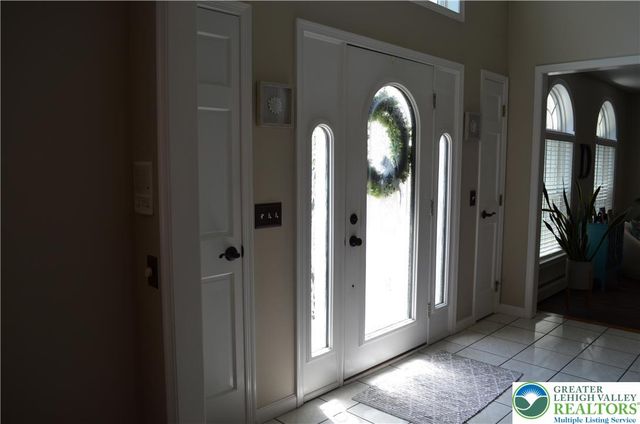 860 Newlins Road, Easton, PA 18040