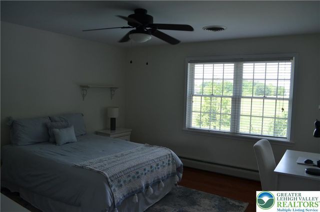 860 Newlins Road, Easton, PA 18040