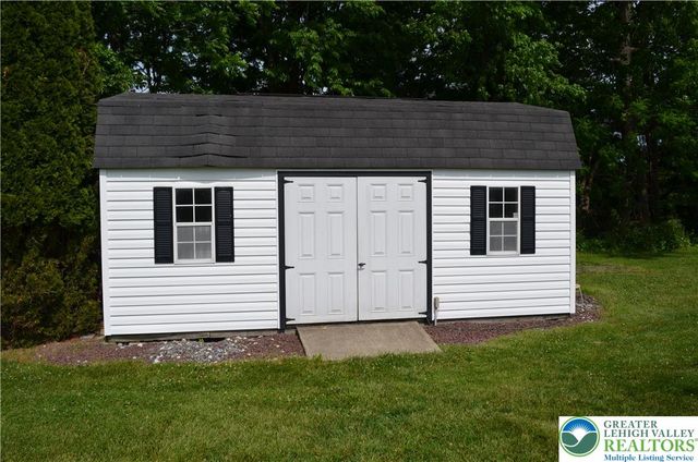 860 Newlins Road, Easton, PA 18040