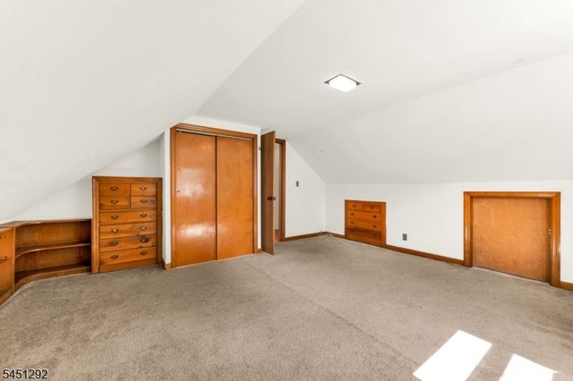 30 Pequannock Ave, Pompton Lakes Boro, NJ 07442