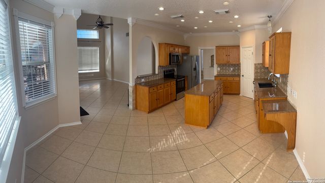 21427 Bubbling, San Antonio, TX 78259