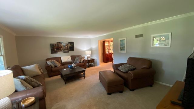 141 Guilford Road, Valparaiso, IN 46385