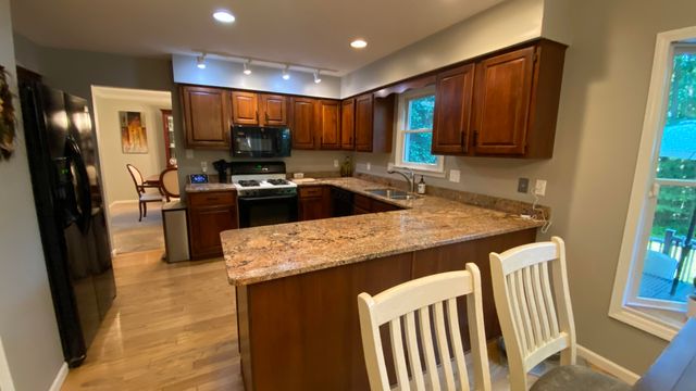 141 Guilford Road, Valparaiso, IN 46385