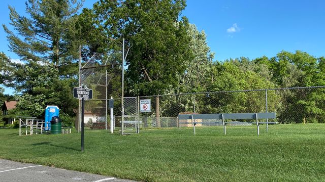 141 Guilford Road, Valparaiso, IN 46385