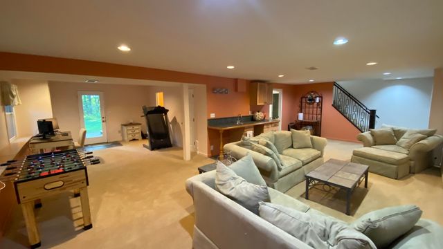 141 Guilford Road, Valparaiso, IN 46385