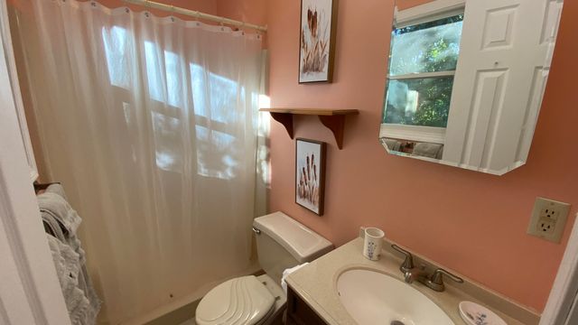 141 Guilford Road, Valparaiso, IN 46385