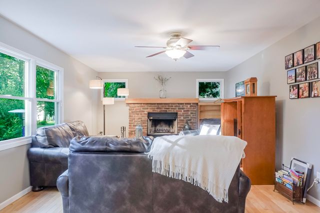 141 Guilford Road, Valparaiso, IN 46385