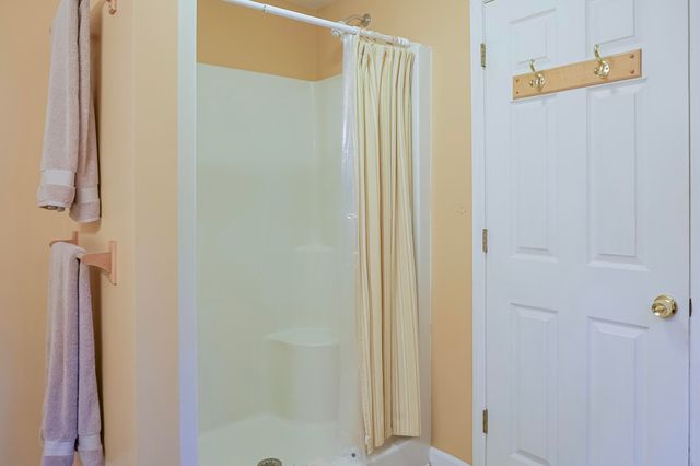 141 Guilford Road, Valparaiso, IN 46385