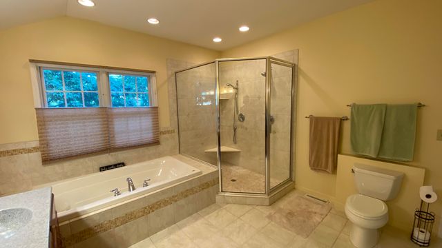 141 Guilford Road, Valparaiso, IN 46385