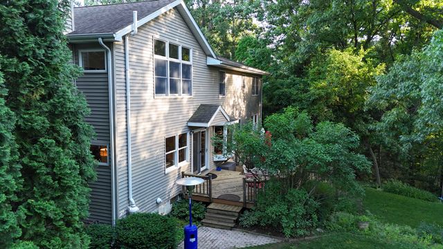 141 Guilford Road, Valparaiso, IN 46385