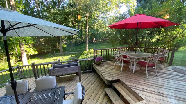 141 Guilford Road, Valparaiso, IN 46385