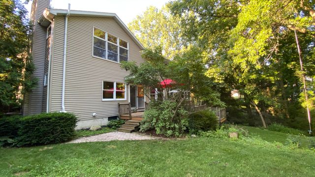 141 Guilford Road, Valparaiso, IN 46385