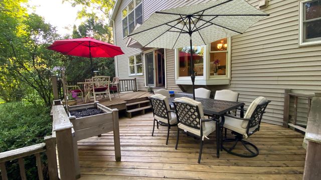 141 Guilford Road, Valparaiso, IN 46385