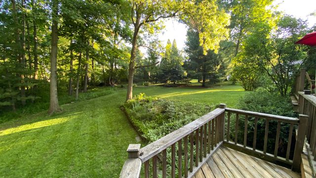 141 Guilford Road, Valparaiso, IN 46385