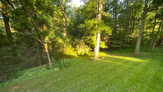 141 Guilford Road, Valparaiso, IN 46385