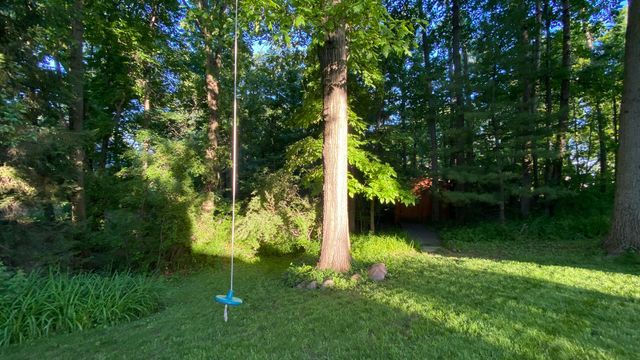 141 Guilford Road, Valparaiso, IN 46385