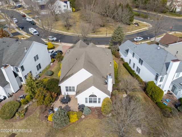5 W Parsonage Way, Manalapan, NJ 07726