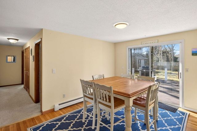 12 Inkberry Ln, Harwich, MA 02645