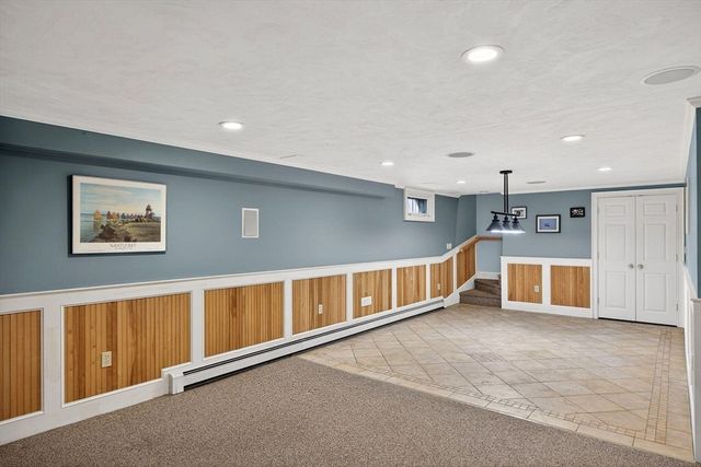 12 Inkberry Ln, Harwich, MA 02645