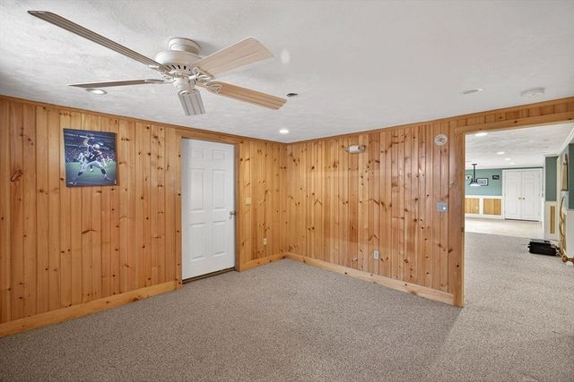 12 Inkberry Ln, Harwich, MA 02645