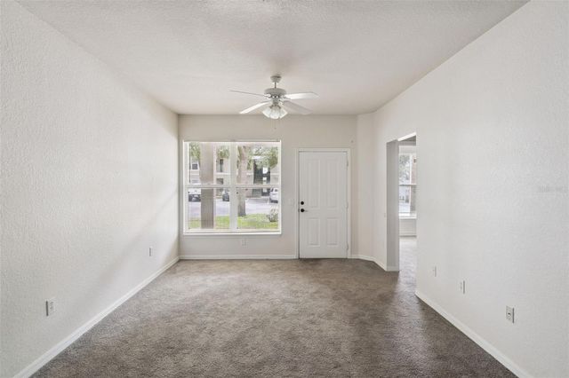 6005 HEMINGWAY CIRCLE, Haines City, FL 33844