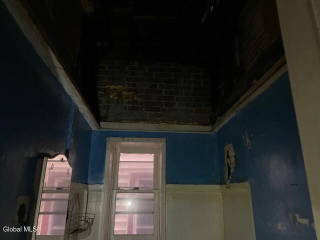 23 Glen Avenue, Troy, NY 12180