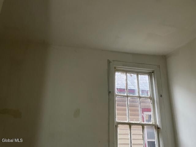 23 Glen Avenue, Troy, NY 12180