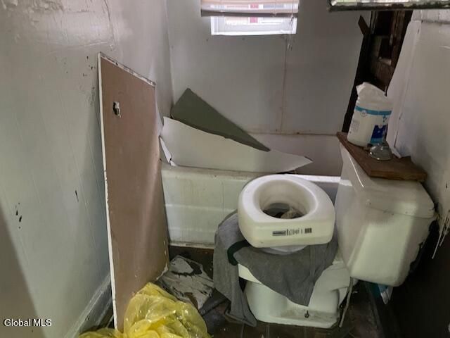 23 Glen Avenue, Troy, NY 12180