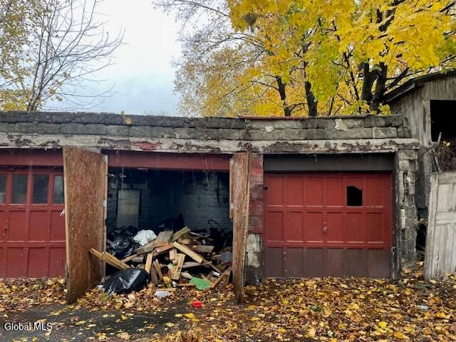 23 Glen Avenue, Troy, NY 12180