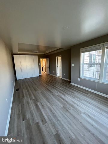 42253 DEAN CHAPEL SQ, Chantilly, VA 20152