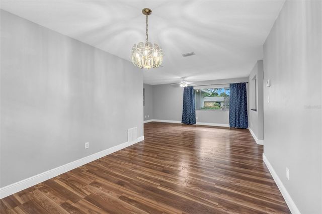 8874 ASPEN AVE, Orlando, FL 32817