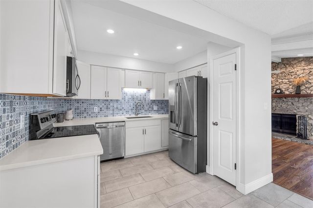 8874 ASPEN AVE, Orlando, FL 32817