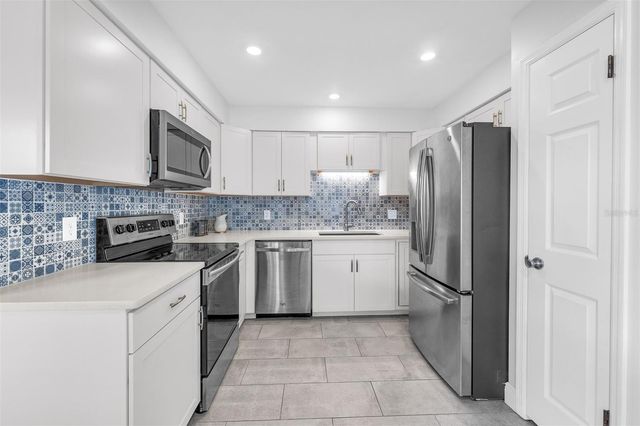 8874 ASPEN AVE, Orlando, FL 32817