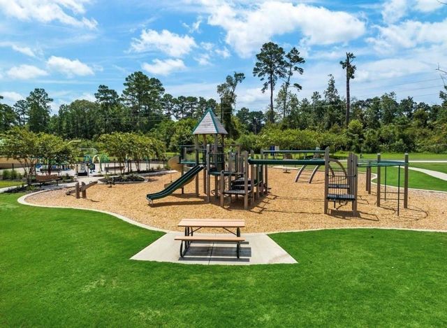 8027 Dauntless Drive, Magnolia, TX 77354
