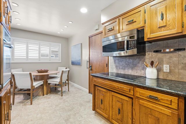 5501 Moddison Ave, Sacramento, CA 95819