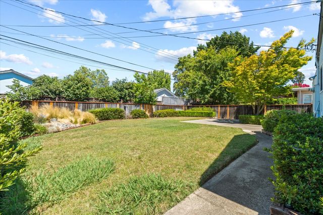 5501 Moddison Ave, Sacramento, CA 95819