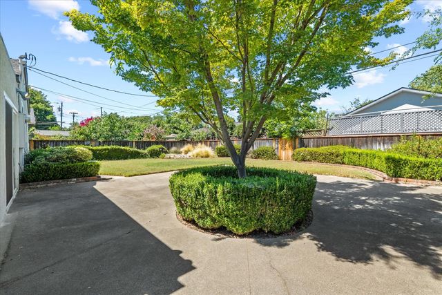 5501 Moddison Ave, Sacramento, CA 95819