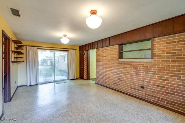 1533 Bradford Drive, Macedonia, OH 44056