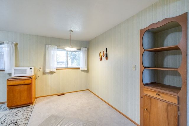 1533 Bradford Drive, Macedonia, OH 44056