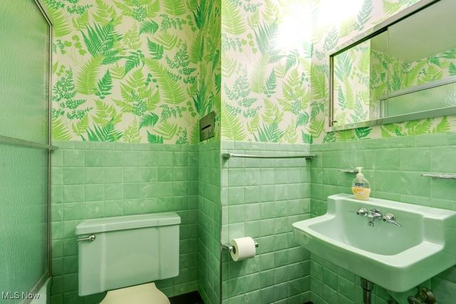 1533 Bradford Drive, Macedonia, OH 44056